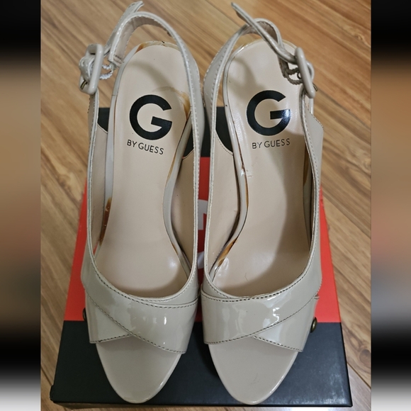 G by Guess Beige and Red Heels - Picture 2 of 12